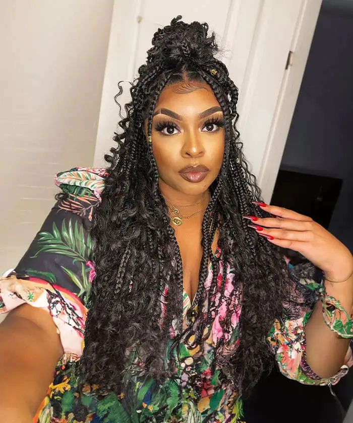 Half-Up Half-Down Braids With Top Knot and Gold Half-Up Half-Down Braids With Top Knot and Gold — Classy Long Braids