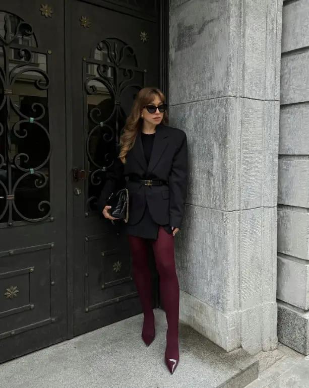 Oversized Black Blazer with Maroon Tights Oversized Black Blazer with Maroon Tights — Classy Maroon Outfits