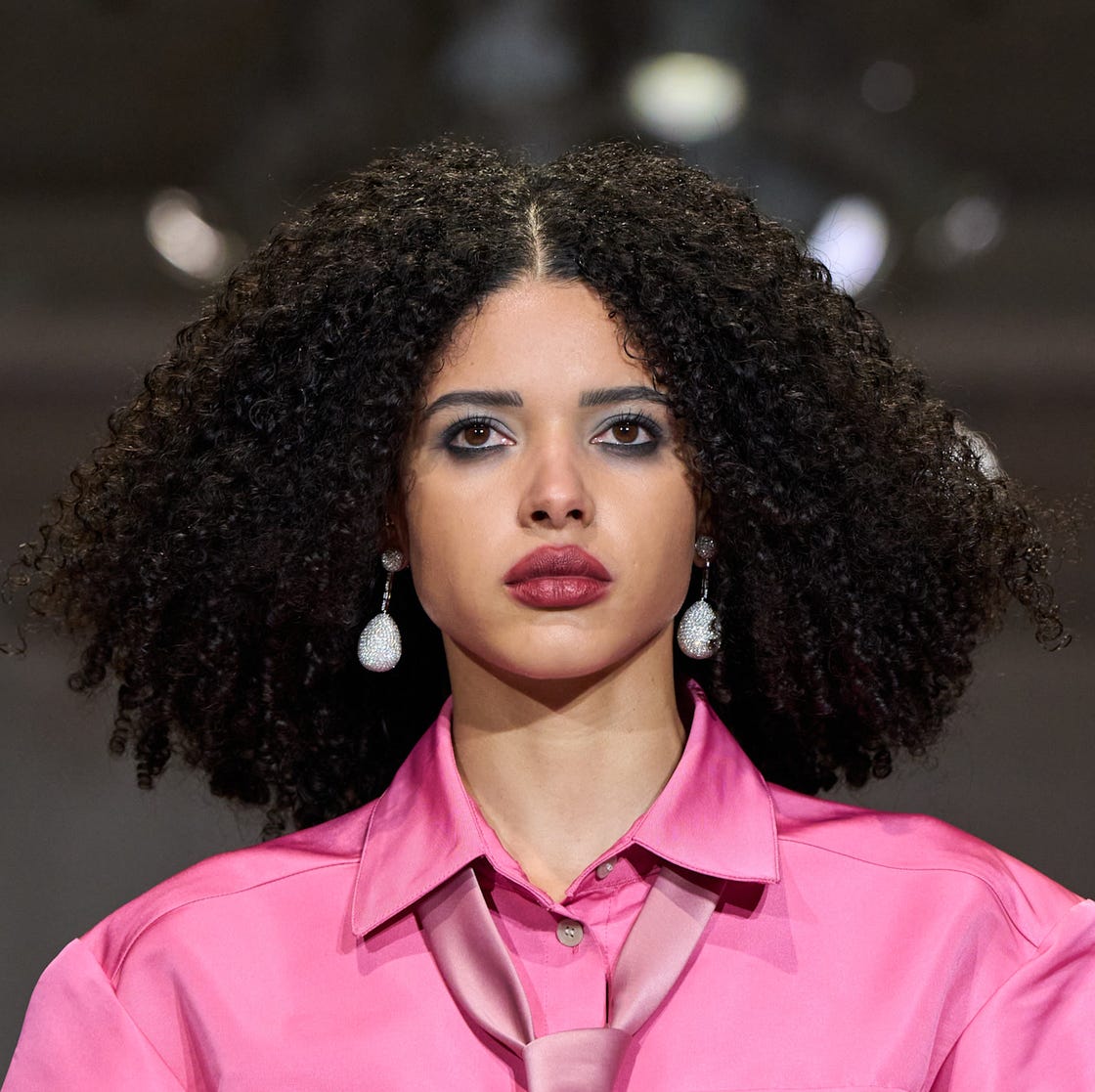 Collarbone Curly Hair With Face-Framing Bangs — Classy Medium Curly Hair