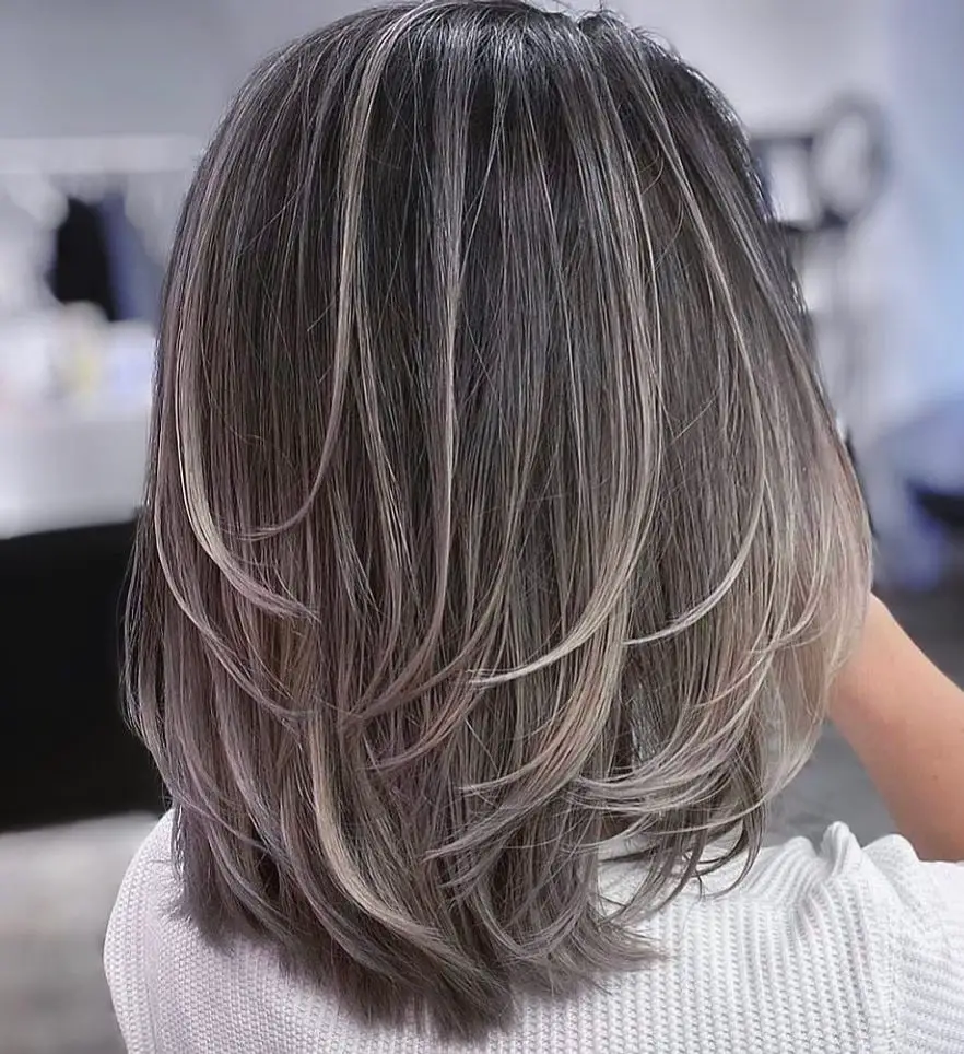 Dark Brown Shoulder Layers With Highlights, Straight Dark Brown Shoulder Layers With Highlights, Straight — Classy Medium Length Hair