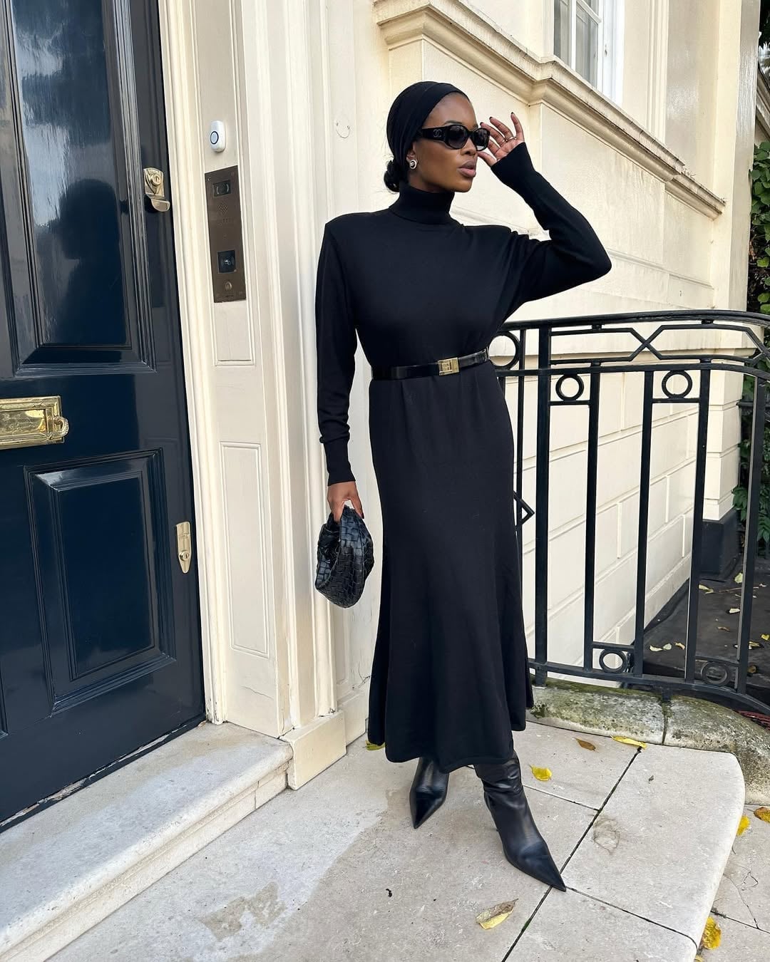 The Best Minimalist Outfits for Women in 2026 | Who What Wear