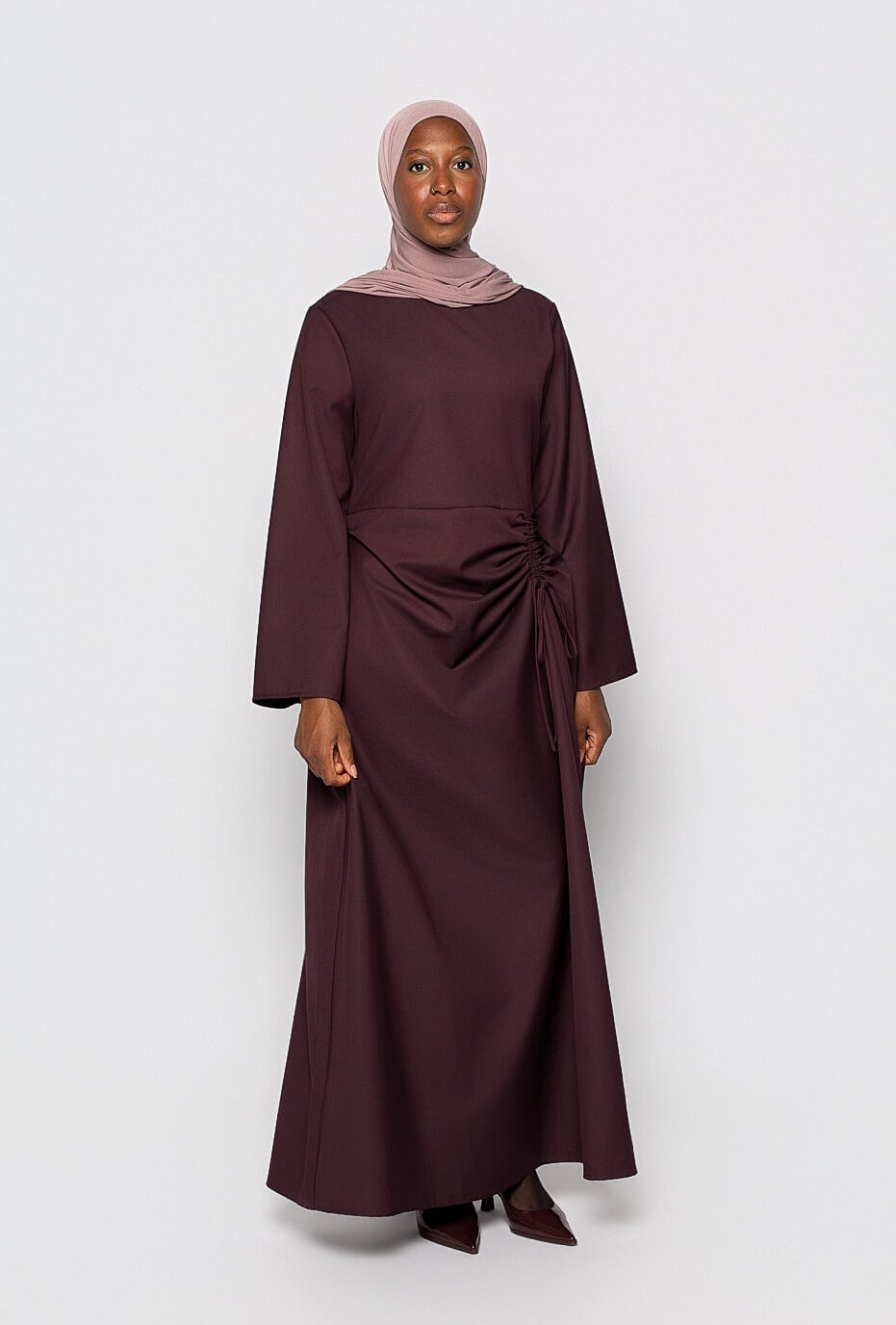 Eggplant Maxi Dress With Ruched Side Detail and Hijab Eggplant Maxi Dress With Ruched Side Detail and Hijab — Classy Modest Outfits