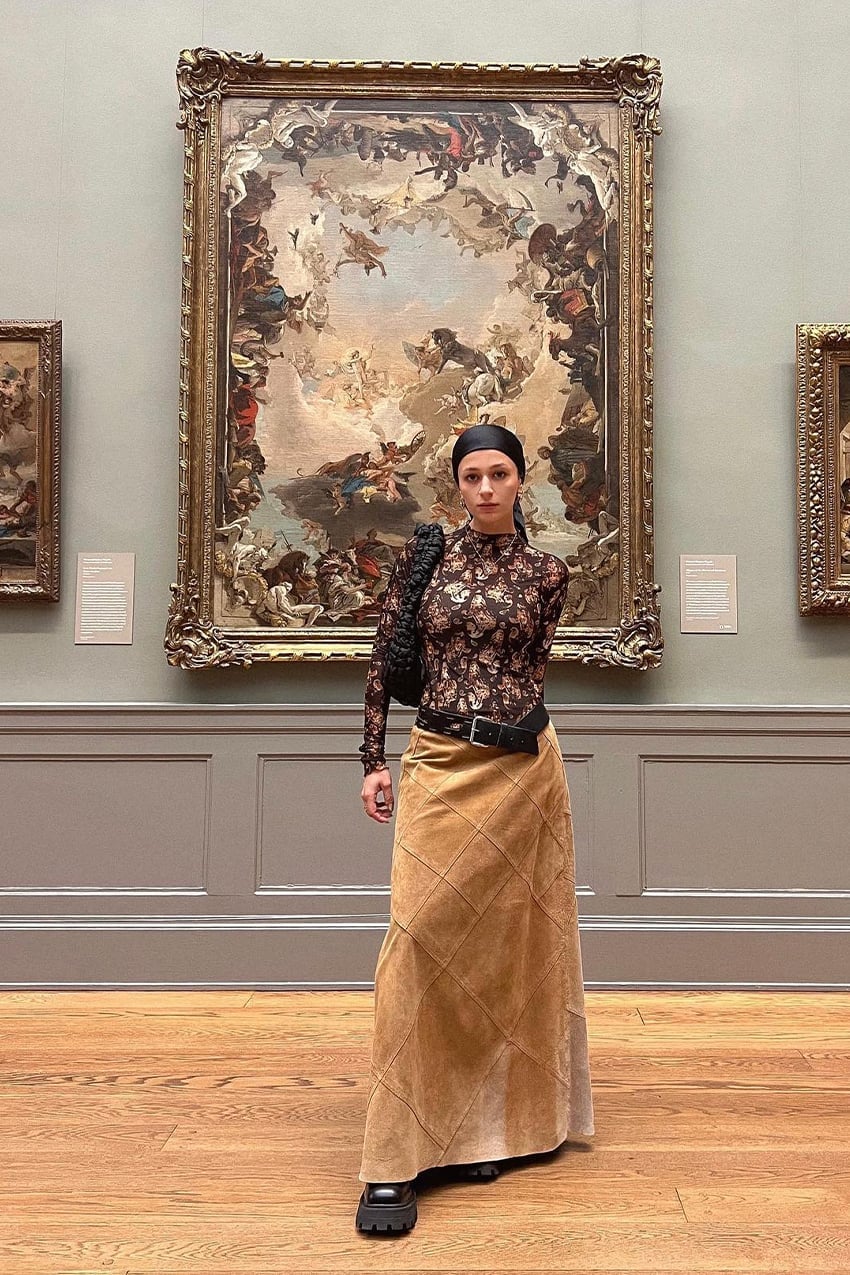 A Printed Top With A Suede Maxi Skirt — Classy Museum Outfits