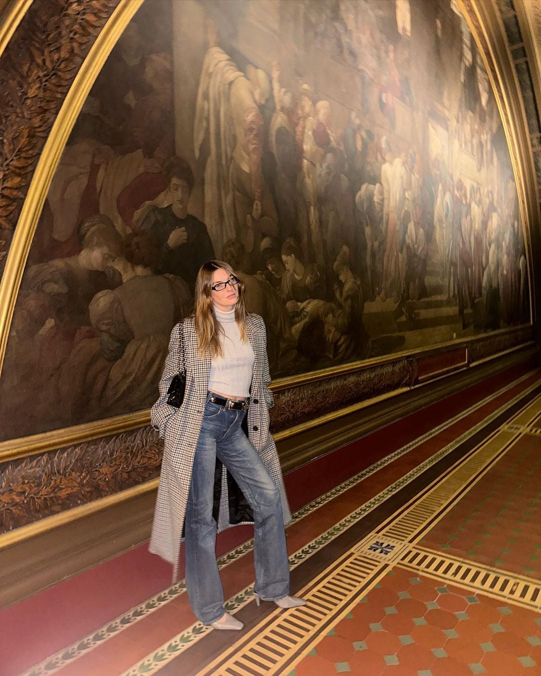 A Turtleneck With Houndstooth Coat And Jeans — Classy Museum Outfits
