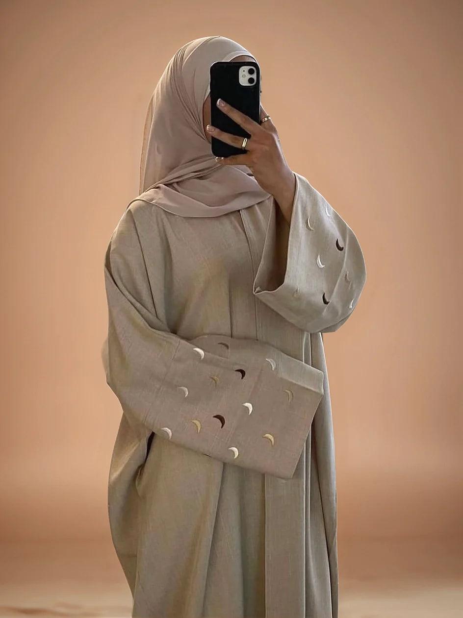 Embroidered Beige Abaya for Casual Elegance Embroidered Beige Abaya for Casual Elegance — Classy Muslim Outfits