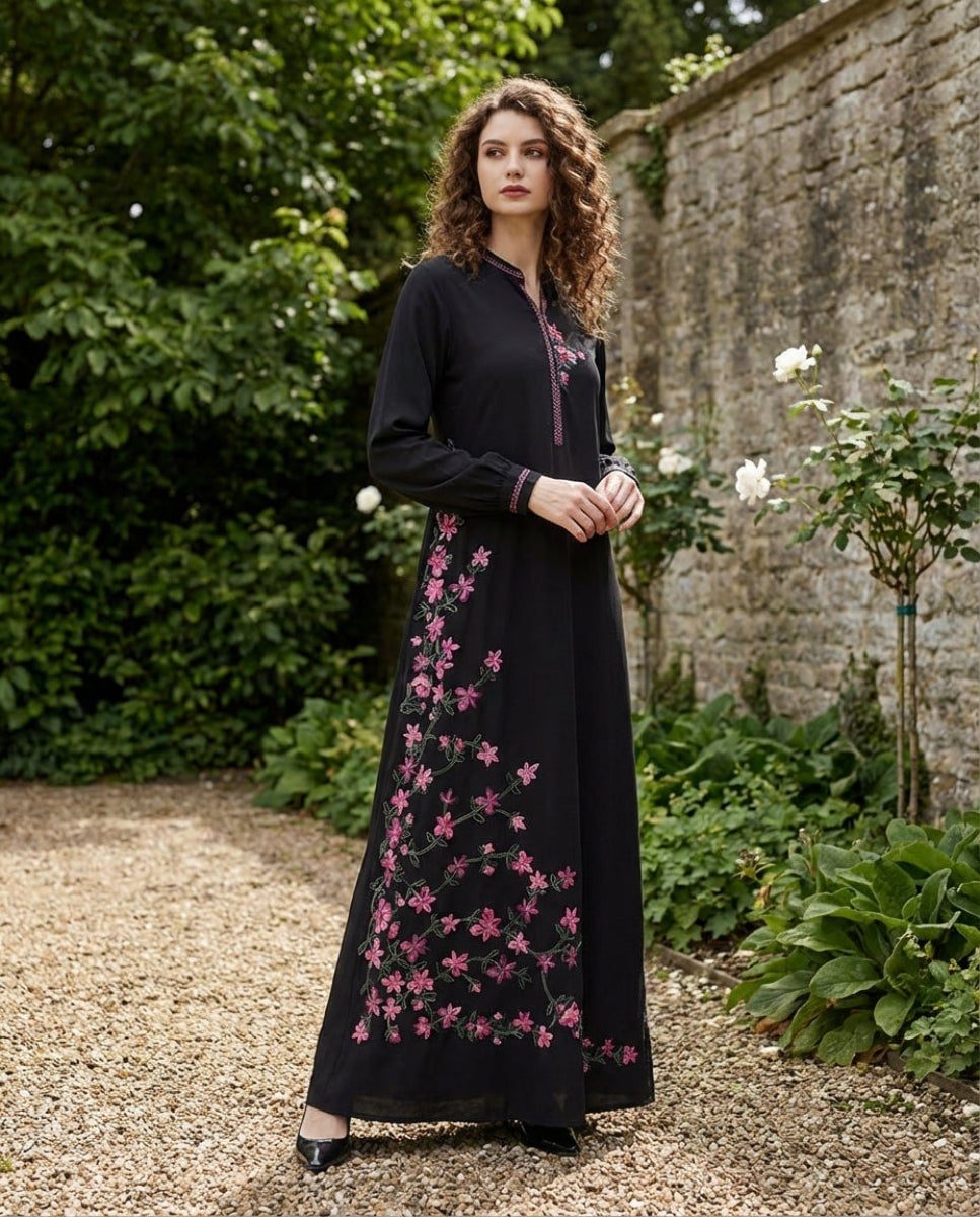 Embroidered Black Dress for Understated Elegance Embroidered Black Dress for Understated Elegance — Classy Muslim Outfits
