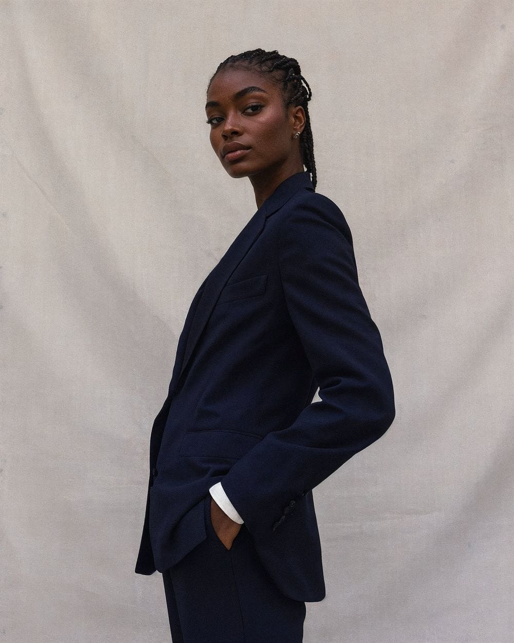 Modern Navy Tailored Suit — Classy Navy Outfits
