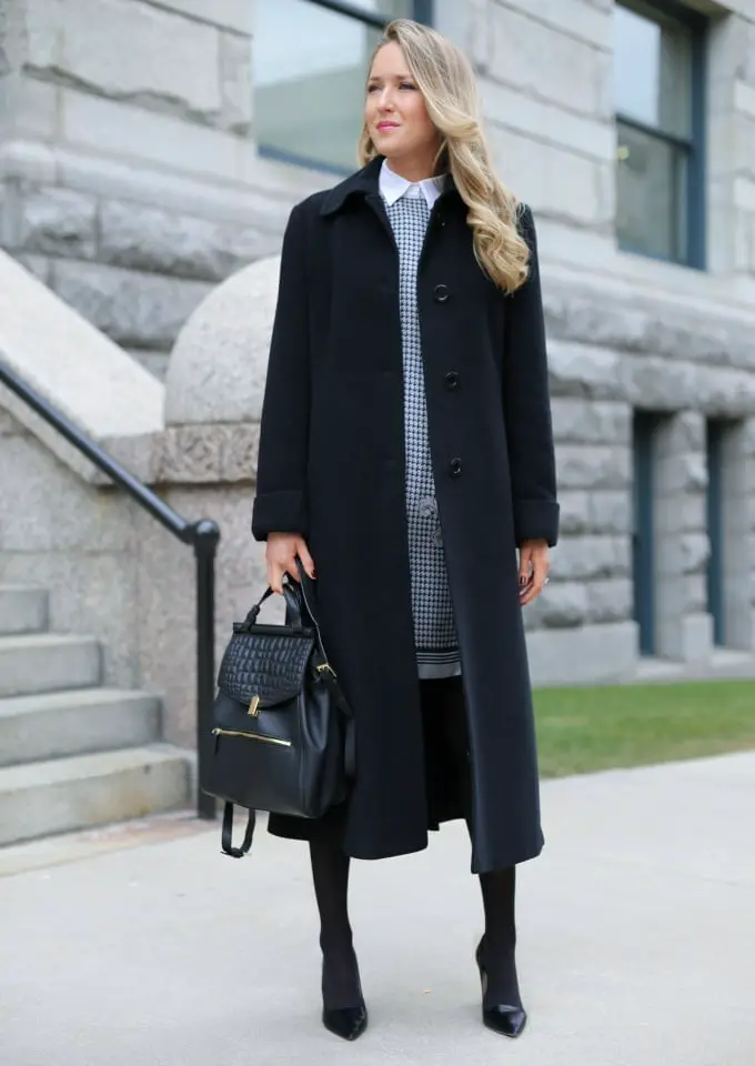 Gray Coat Layered with Snakeskin Print Jacket, Close-Up Take Gray Coat Layered with Snakeskin Print Jacket, Close-Up Take — Classy New York Style