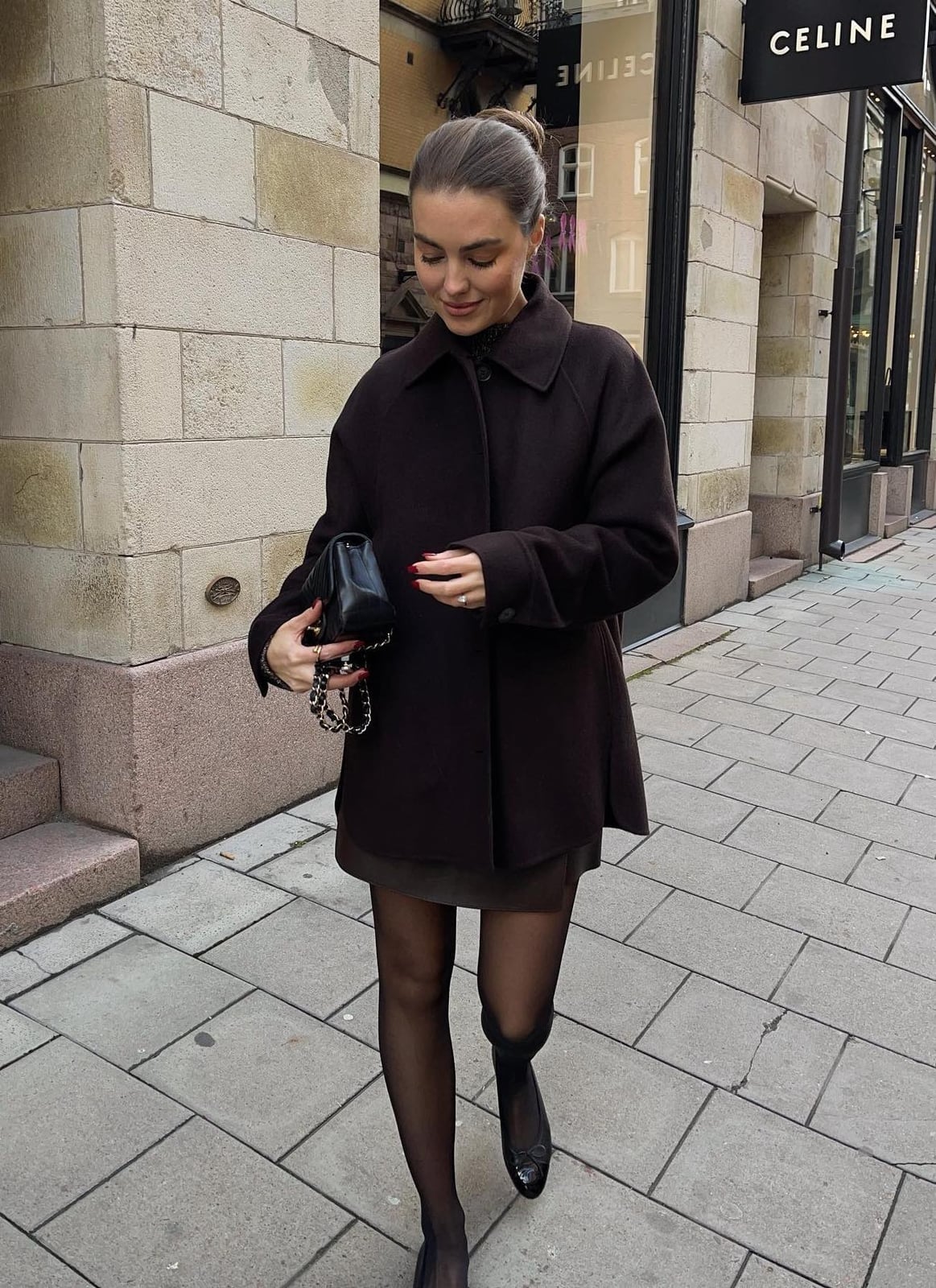 Brown Mini Dress With Oversized Dark Brown Coat And Sheer Tights — Classy Outfits with Tights