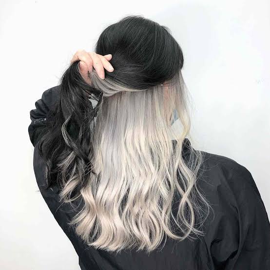 Collarbone Lob With Black and Blonde Split Dye Collarbone Lob With Black and Blonde Split Dye — Classy Peekaboo Hair