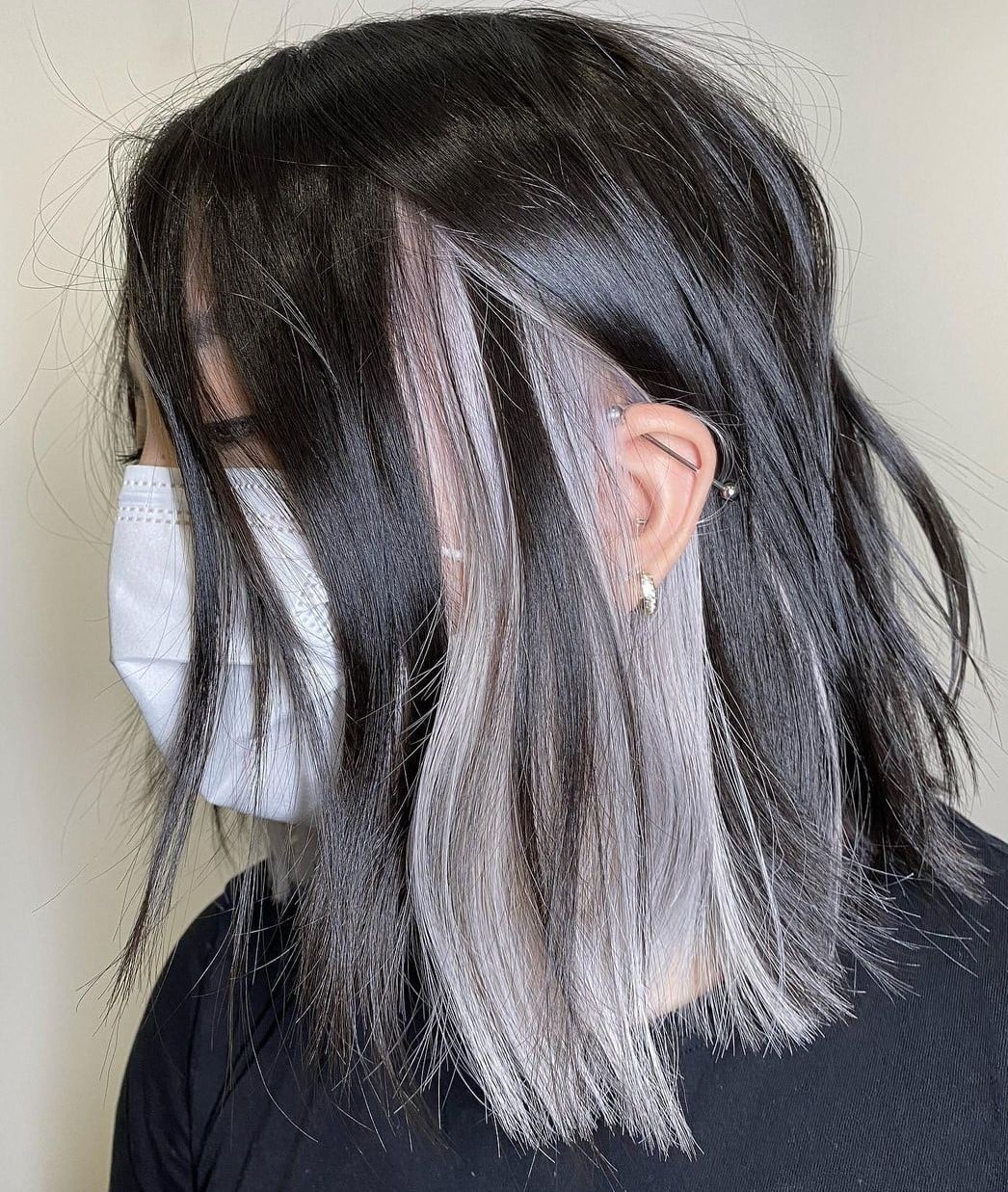 Collarbone Bob With Silver-Gray Peekaboo Underneath — Classy Peekaboo Hair Color