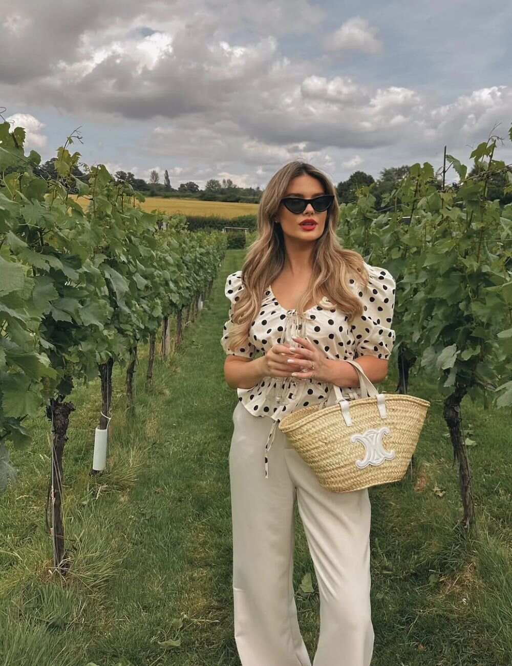 Polka Dot Puff-Sleeve Blouse with Cream Wide-Leg Trousers Polka Dot Puff-Sleeve Blouse with Cream Wide-Leg Trousers — Classy Picnic Outfit