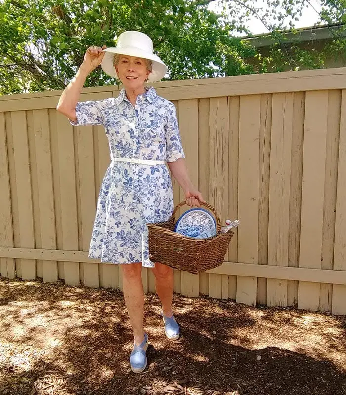 Blue Floral Shirt Dress with Wide Brim Hat Blue Floral Shirt Dress with Wide Brim Hat — Classy Picnic Outfit