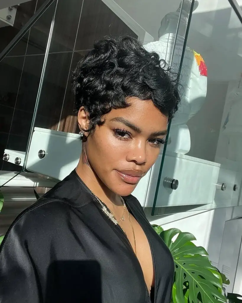 11 Feminine Pixie Cuts That Slap Harder Than a Breakup Glow-Up