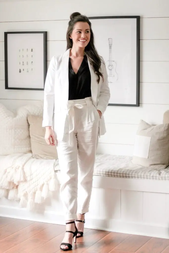 White Linen Blazer with Black Top and Tie-Waist Trousers White Linen Blazer with Black Top and Tie-Waist Trousers — Classy Professional Outfits
