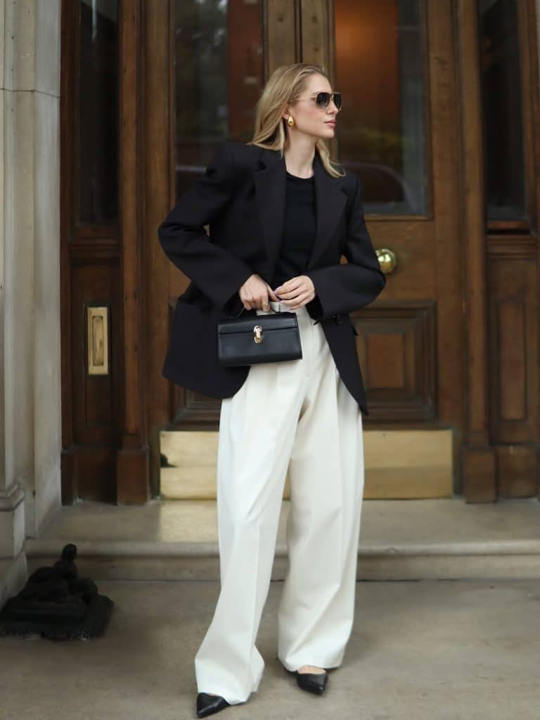 Oversized Black Blazer with Cream Wide-Leg Trousers Oversized Black Blazer with Cream Wide-Leg Trousers — Classy Professional Outfits