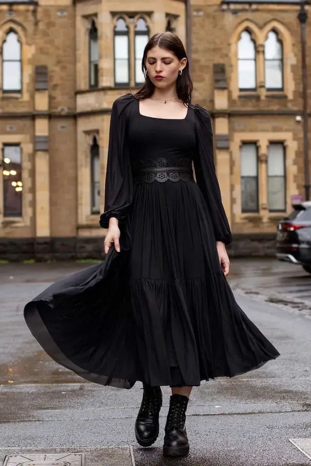 Tiered Dress with Puff Sleeves and Wide Belt and Chunky Black Boots — Classy Punk Outfits