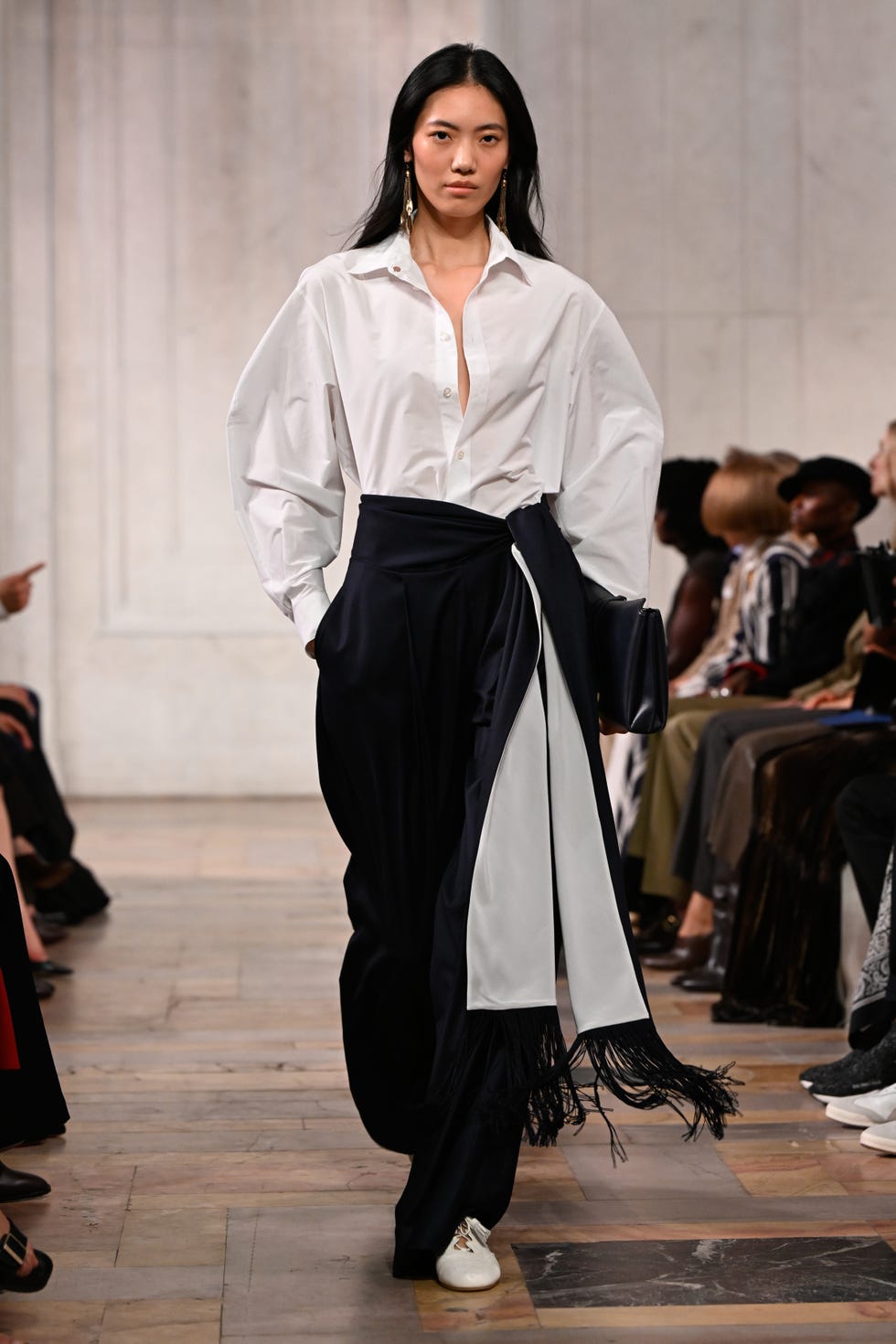 Oversized White Shirt With Draped Trousers Oversized White Shirt With Draped Trousers — Classy Ralph Lauren Outfits