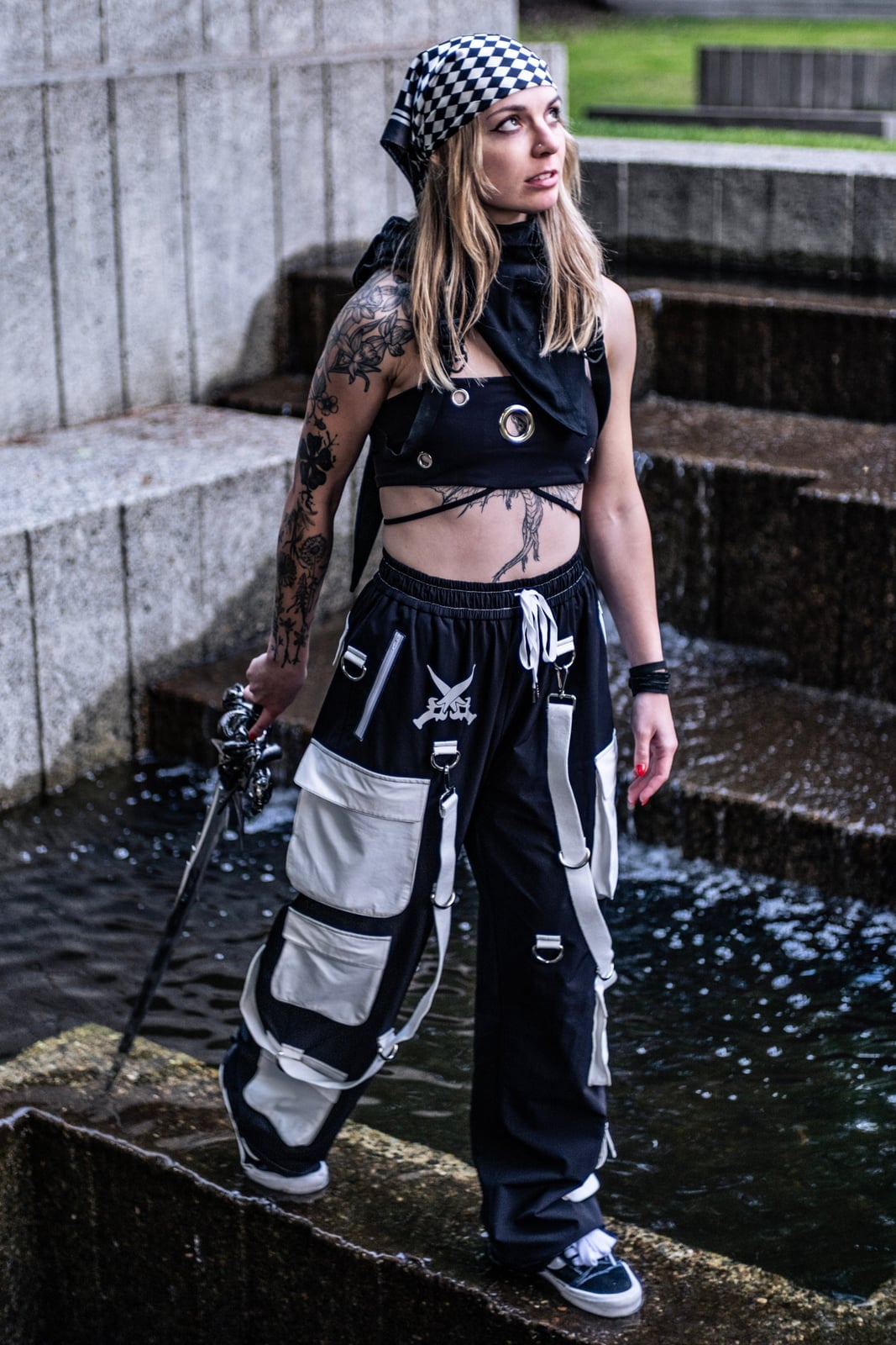 Cargo Pants with Bandana and Crop Top, Close-Up Take Cargo Pants with Bandana and Crop Top, Close-Up Take — Classy Rave Outfits
