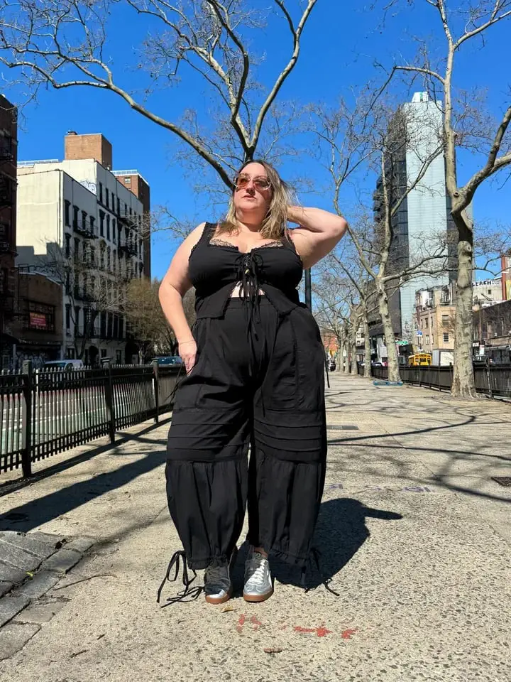 Wide-Leg Cargo Pants and Layered Top, Office-Safe Version Wide-Leg Cargo Pants and Layered Top, Office-Safe Version — Classy Rave Outfits