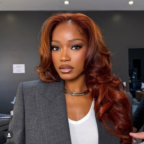 Collarbone Length Wavy Blowout With Copper Red Collarbone Length Wavy Blowout With Copper Red — Classy Red Hair Black Women