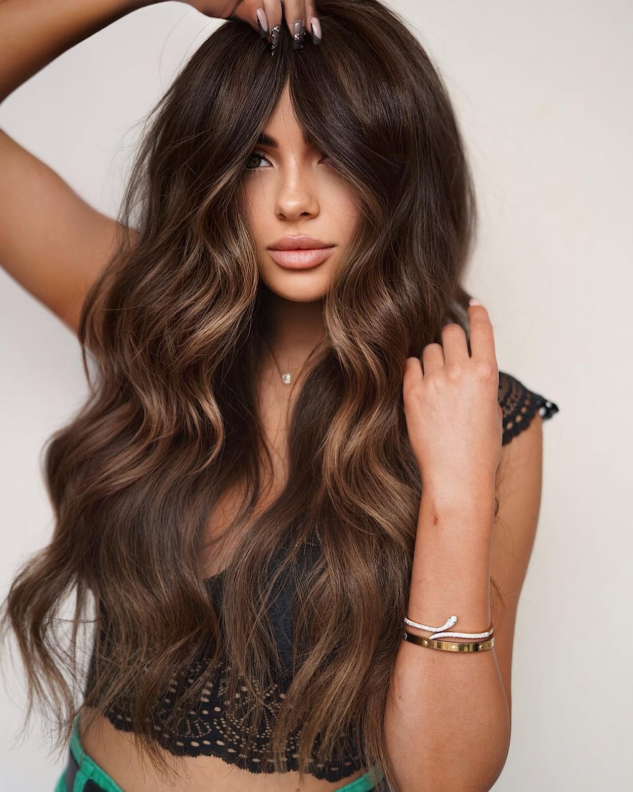 Mid-Back Layers With Dark Chocolate Highlights Mid-Back Layers With Dark Chocolate Highlights — Classy Rich Brunette