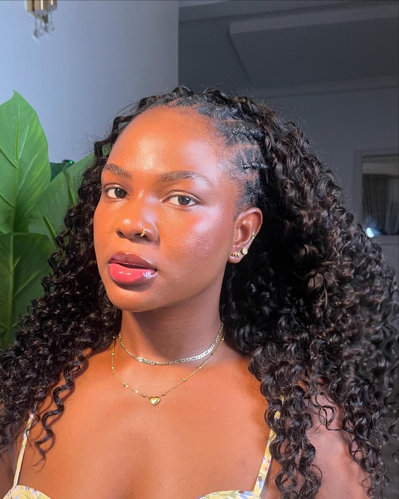 Side Part Braids With Loose Curls — Classy Rubber Bands Hairstyles
