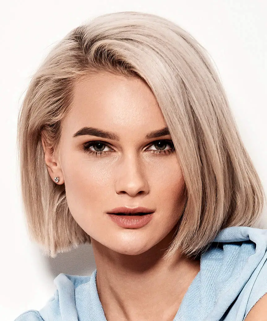 Chin Length Bob With Sharp Blunt Line Chin Length Bob With Sharp Blunt Line — Classy Shoulder Length Bob