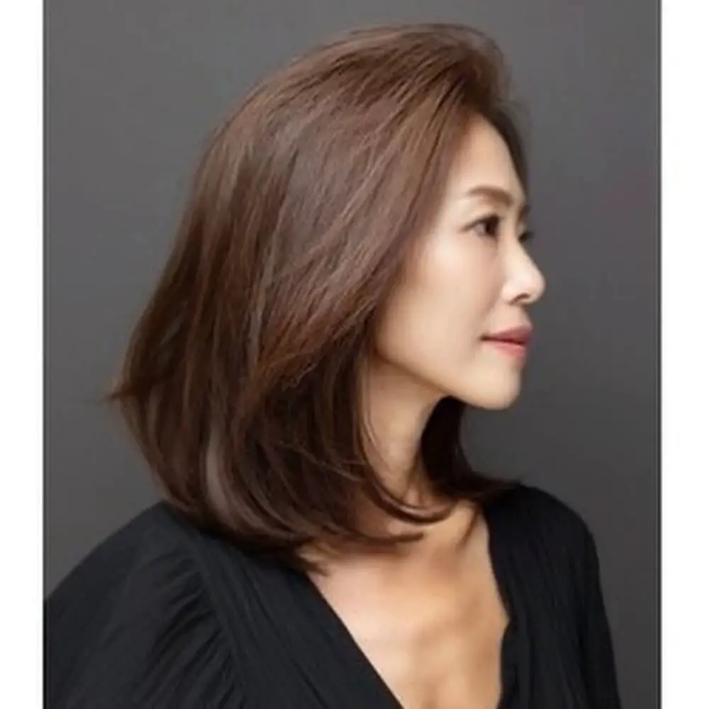 Shoulder Length Layered Bob With Soft Waves Shoulder Length Layered Bob With Soft Waves — Classy Shoulder Length Bob