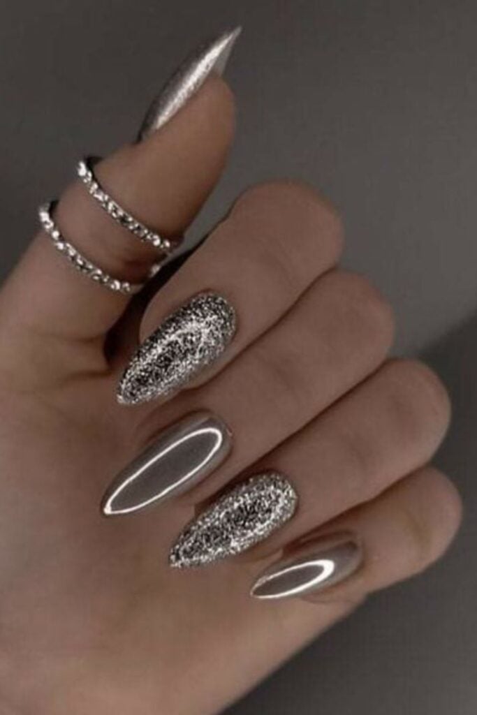 Medium Almond Silver Chrome With Glitter Accents Medium Almond Silver Chrome With Glitter Accents — Classy Silver Chrome Nails