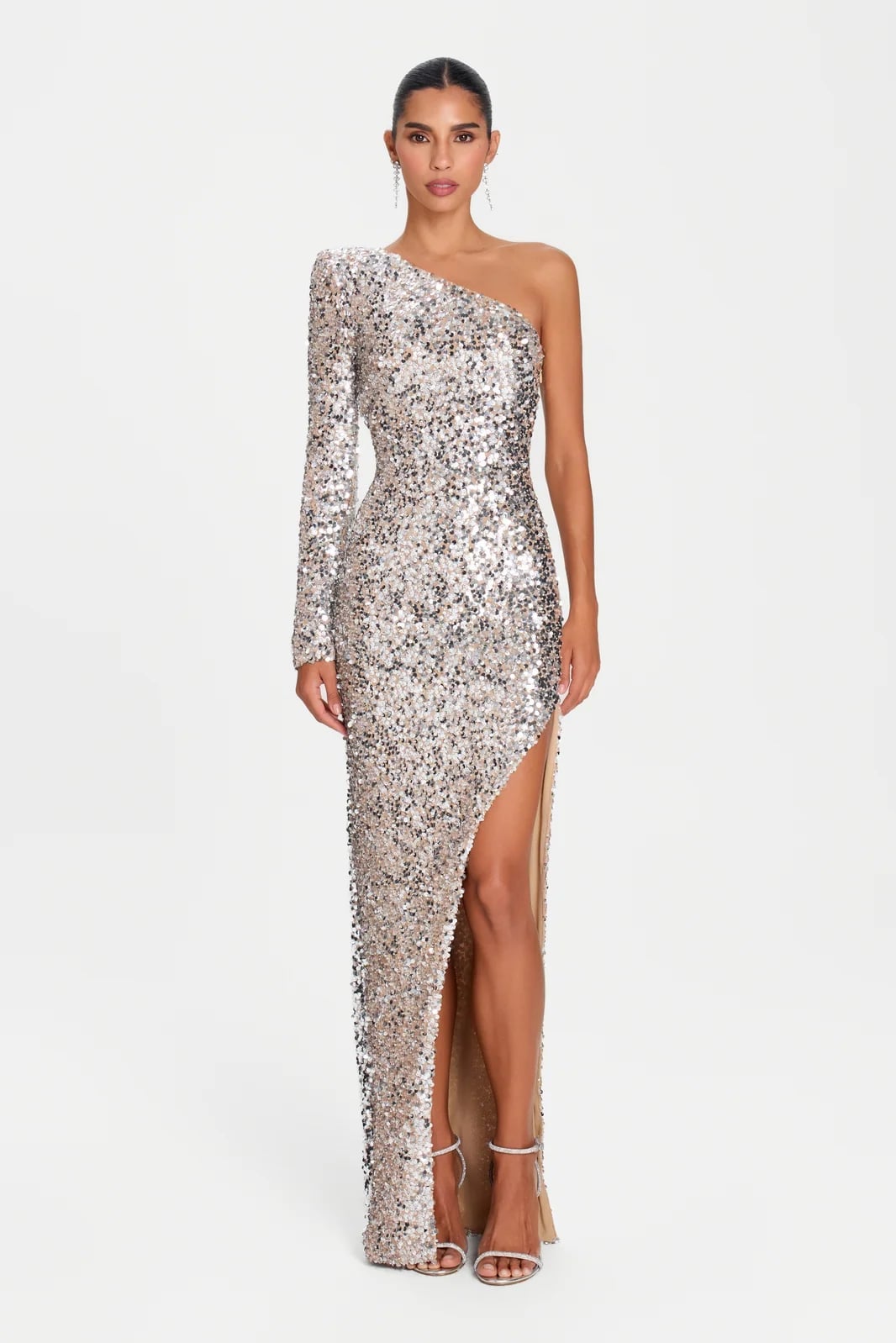 Silver One-Shoulder Sequin Dress with Long Sleeve and High Slit Silver One-Shoulder Sequin Dress with Long Sleeve and High Slit — Classy Silver Outfits