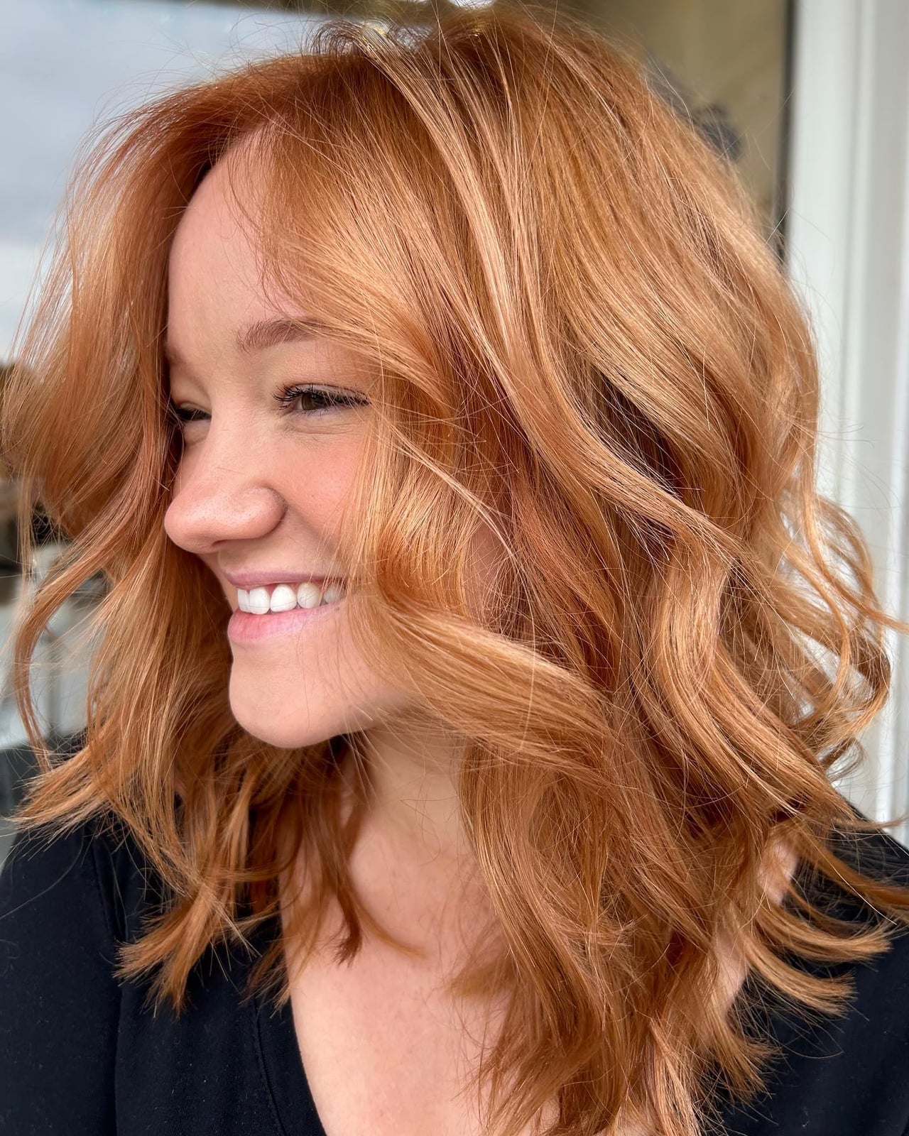 Collarbone Lob With Strawberry Blonde Balayage Collarbone Lob With Strawberry Blonde Balayage — Classy Strawberry Blonde