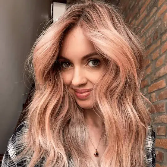 Shoulder Length Strawberry Blonde With Highlights Shoulder Length Strawberry Blonde With Highlights — Classy Strawberry Blonde