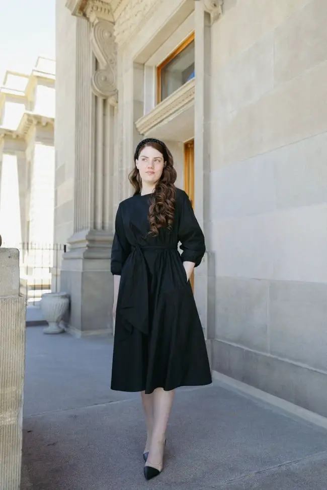 Black Cotton Poplin Midi Dress with Tie Waist — Classy Styling Dress