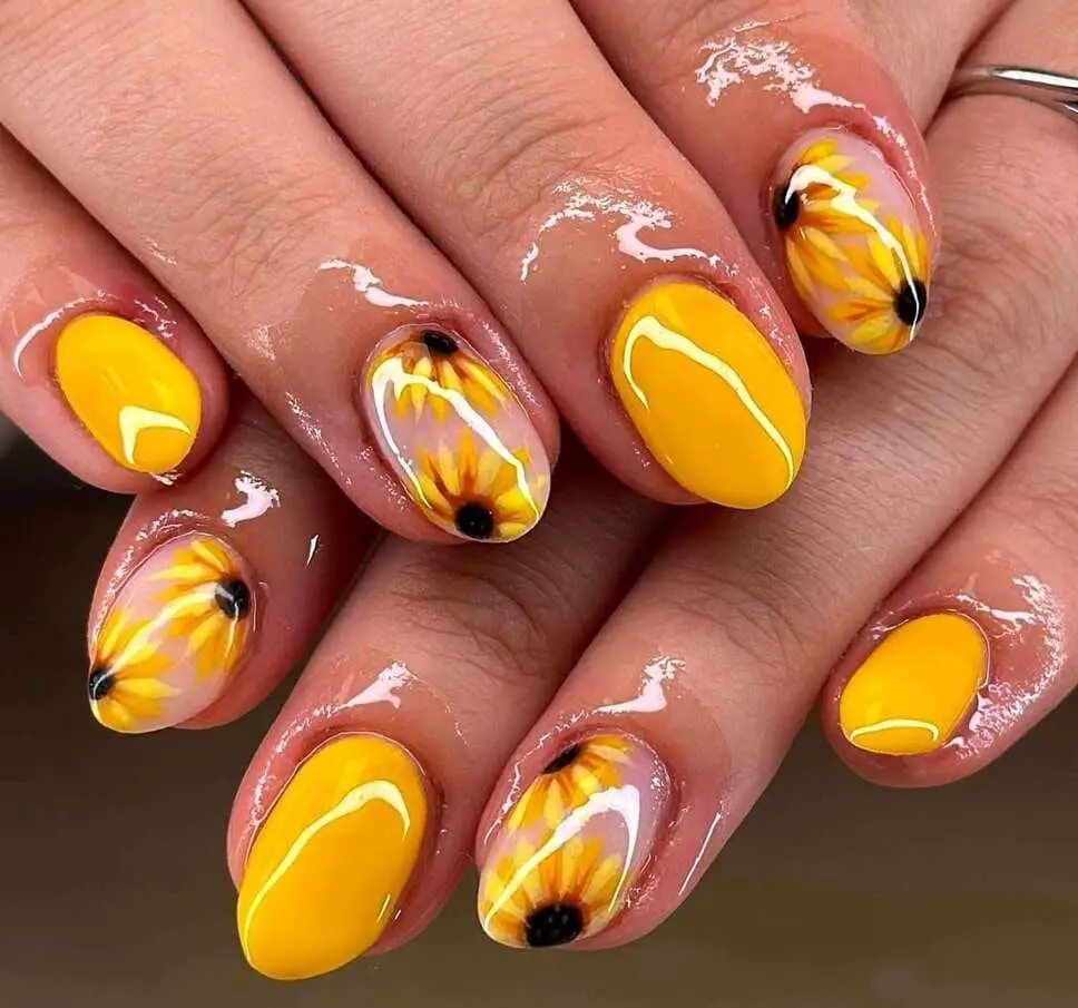 Medium Oval Vibrant Yellow With Clear Sunflower Accents Medium Oval Vibrant Yellow With Clear Sunflower Accents — Classy Sunflower Nails