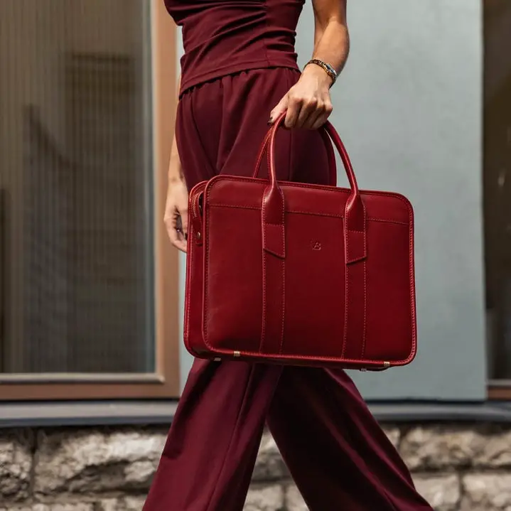 Structured Red Leather Tote With Burgundy Top — Classy Tote Bag Outfits