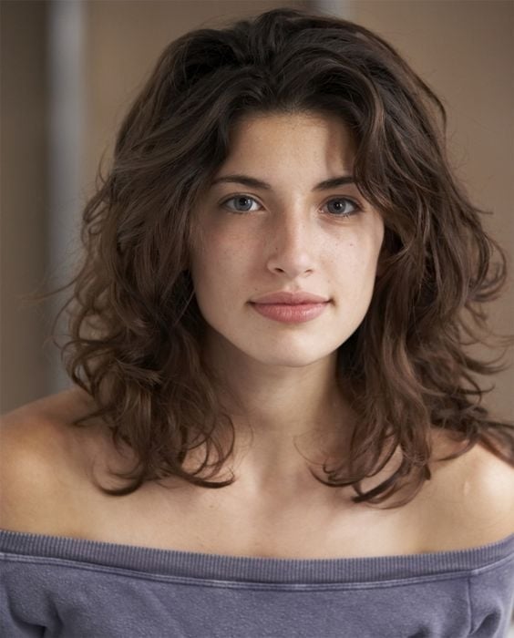 Shoulder Dark Brown Natural Air-Dried Waves — Classy Wavy Hair Hairstyles