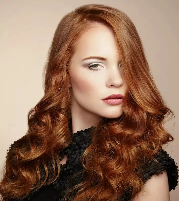 Rich Auburn Curtain Bangs Loose Waves — Classy Wavy Hair Hairstyles