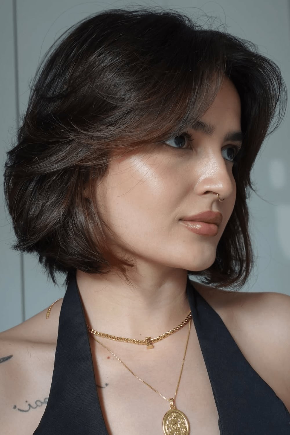 Layered Dark Brown Bob With Curtain Bangs Layered Dark Brown Bob With Curtain Bangs — Classy Work Hair