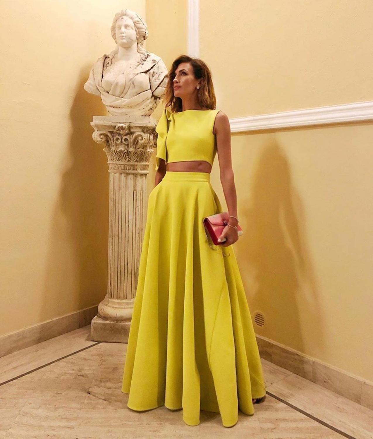 Bright Yellow One-Shoulder Top With Maxi Skirt Bright Yellow One-Shoulder Top With Maxi Skirt — Classy Yellow Top Outfits