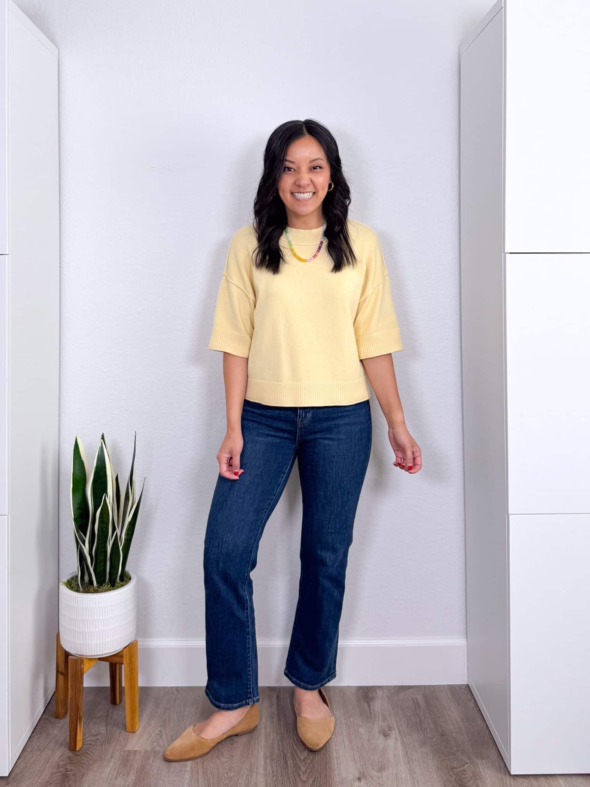 Pale Yellow Short-Sleeve Knit Sweater Pale Yellow Short-Sleeve Knit Sweater — Classy Yellow Top Outfits