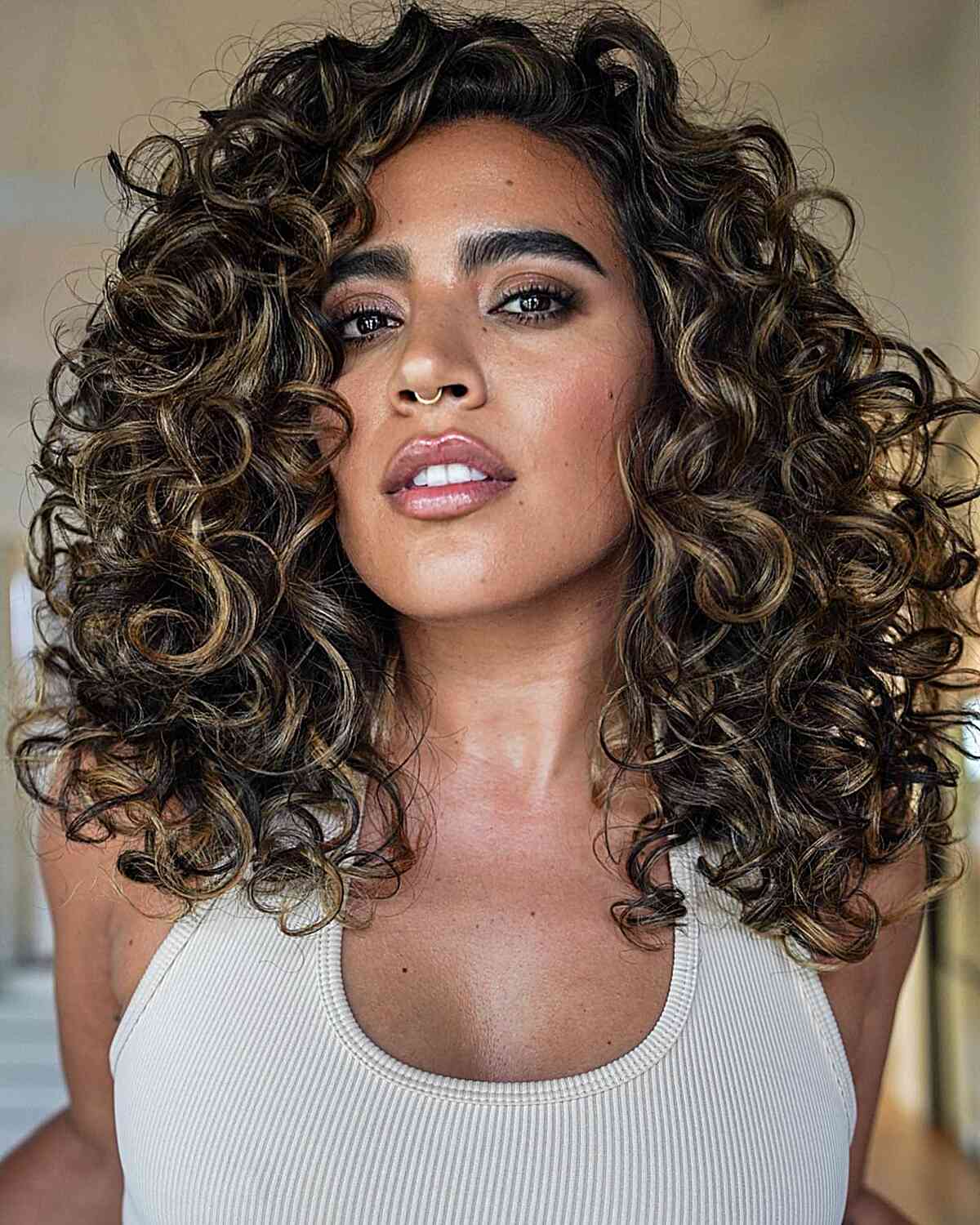 Shoulder Dark Brown With Blonde Balayage Curls — Curly Hair Dye Inspiration