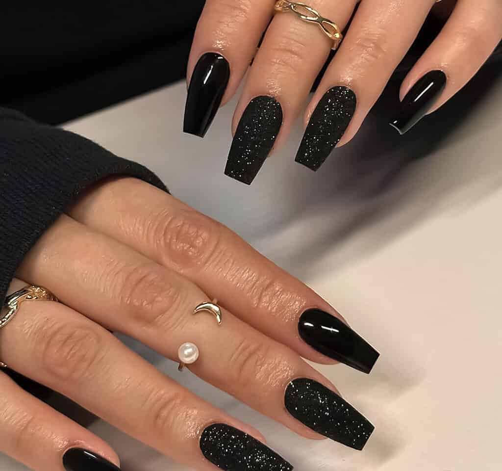 Long Coffin Black With Dense Glitter Accents Long Coffin Black With Dense Glitter Accents — Cute Black Nails