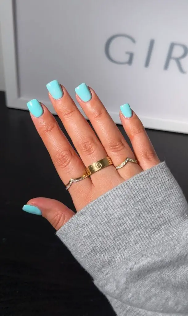 Short Square Bright Turquoise Blue Nails — Cute Blue Nails