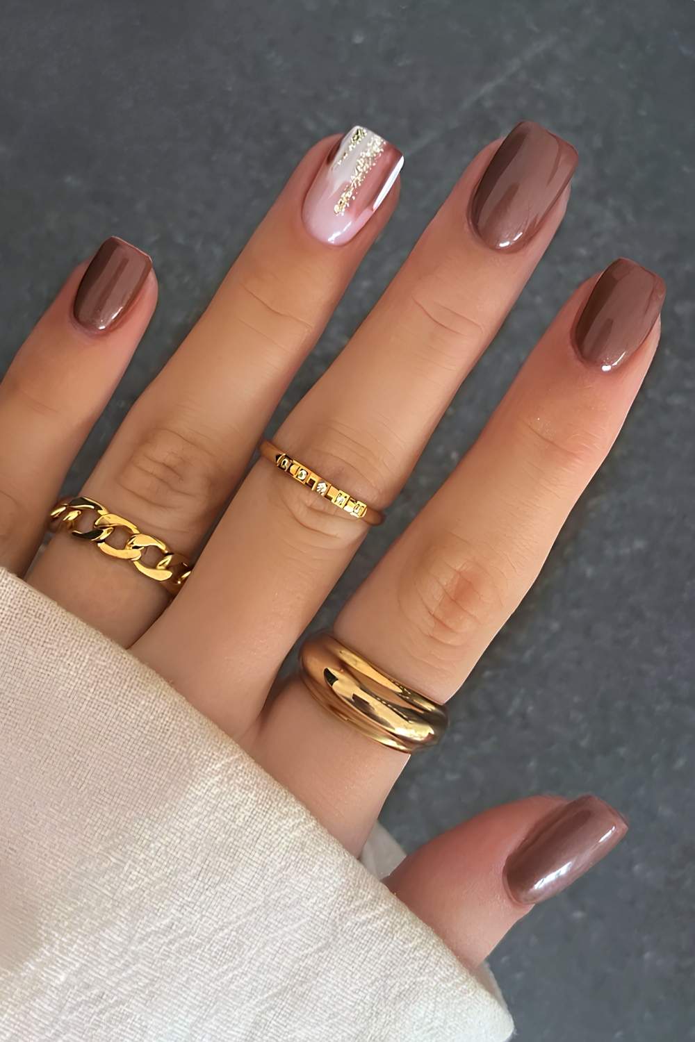 Metallic Foil Accent Medium Brown Square Nails Metallic Foil Accent Medium Brown Square Nails — Cute Brown Nails