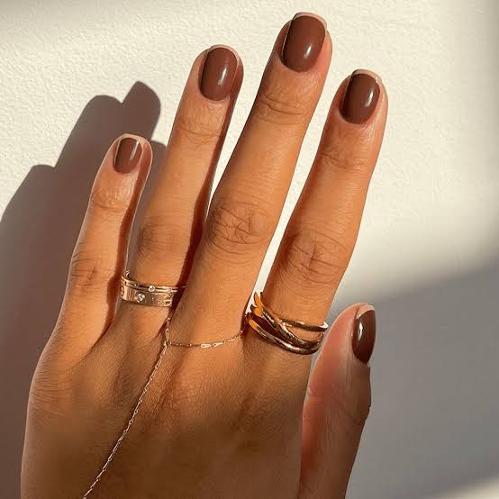 Rich Medium Brown Glossy Oval Nails Rich Medium Brown Glossy Oval Nails — Cute Brown Nails