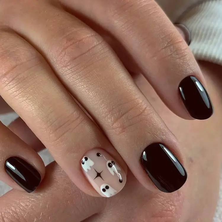 Dark Brown Ghost Star Accent Oval Nails Dark Brown Ghost Star Accent Oval Nails — Cute Dark Nails