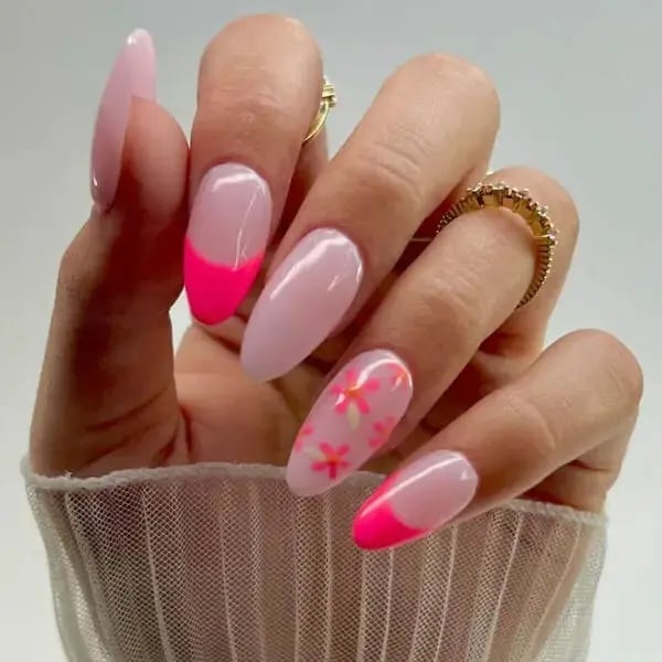 Medium Almond Sheer Pink With Floral Designs Medium Almond Sheer Pink With Floral Designs — Cute Dip Powder Nails