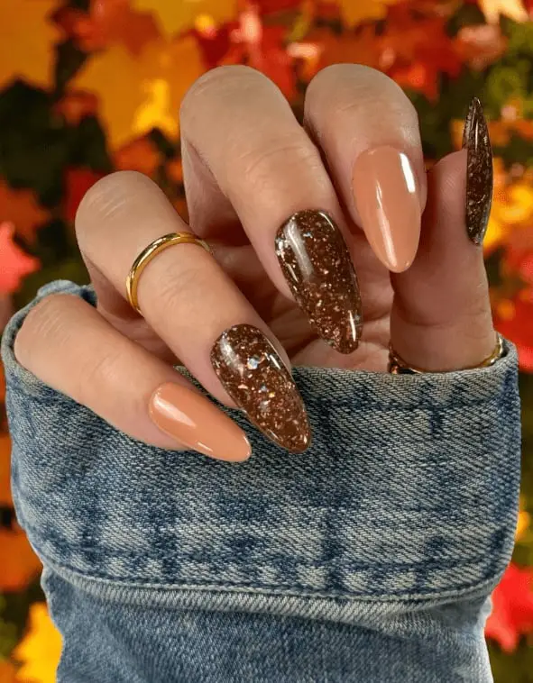 Medium Almond Nude With Brown Glitter Accents Medium Almond Nude With Brown Glitter Accents — Cute Dip Powder Nails
