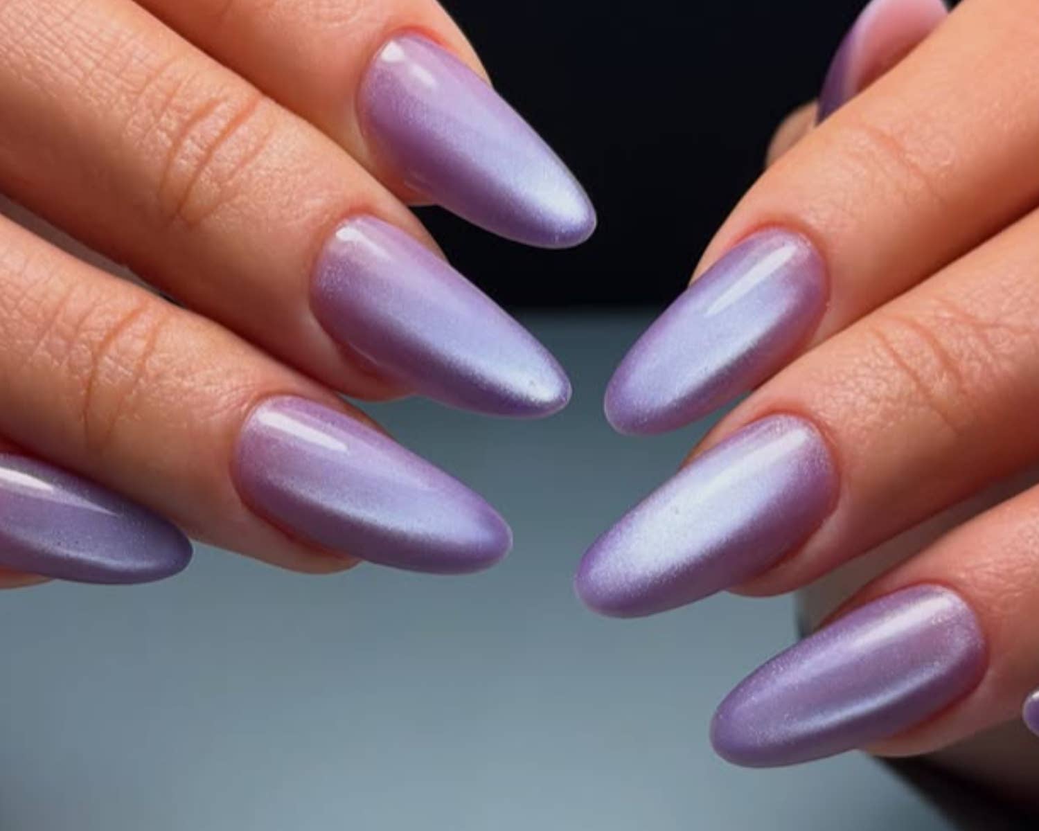 Light Purple Blue Undertone Shimmer Almond Light Purple Blue Undertone Shimmer Almond — Cute Medium Nails
